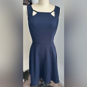 - Beautiful navy blue sheath dress